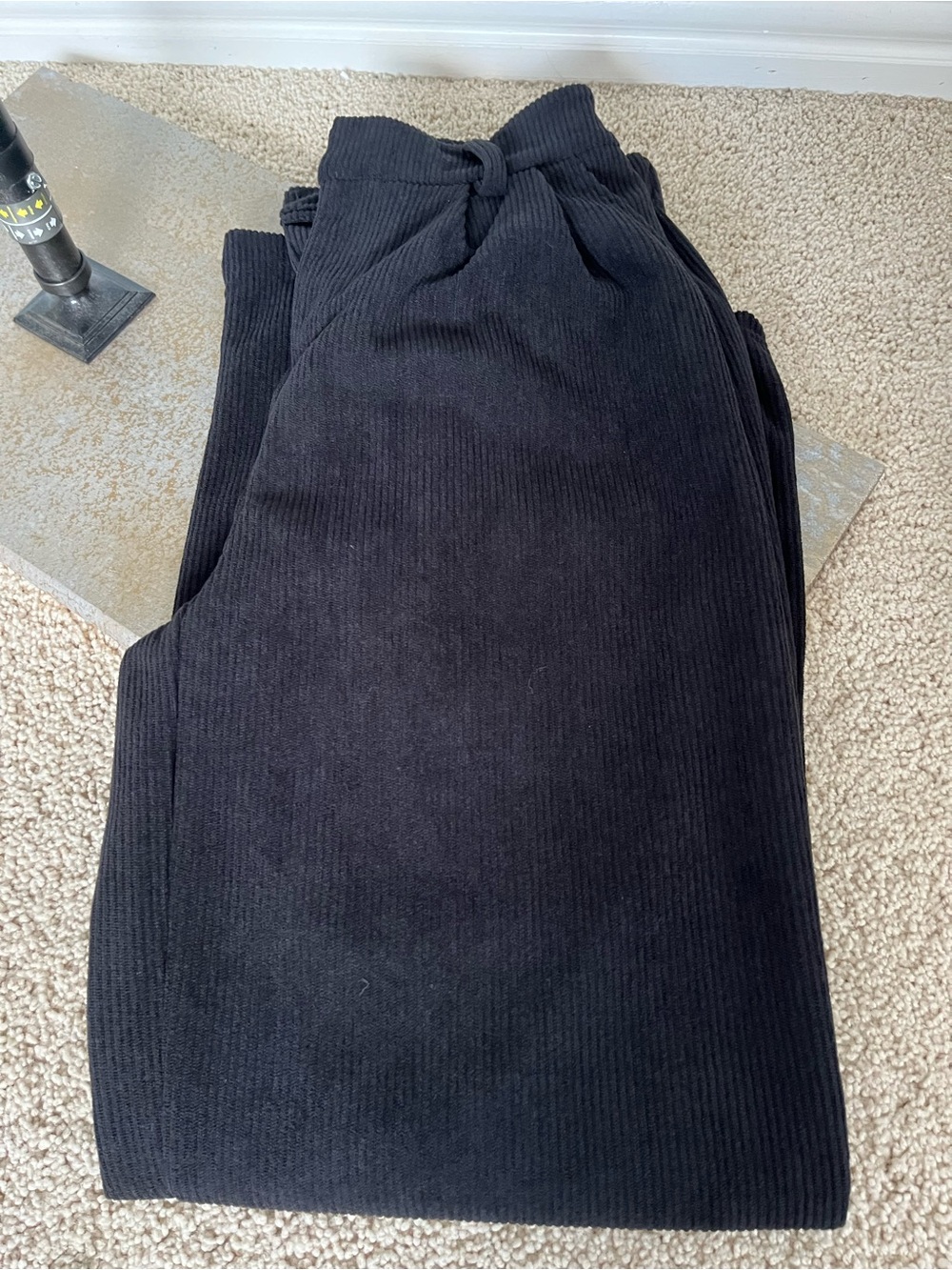 HALARA Black Ribbed Jogger Pants